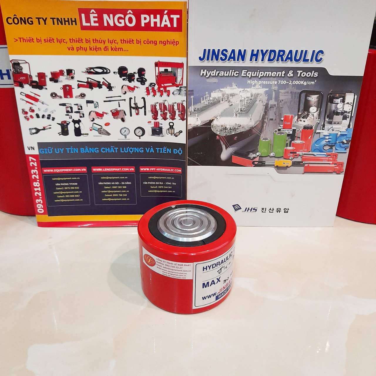 JSC-3025, Kích thủy lực lùn JHS 30 tấn hành trình 25 mm