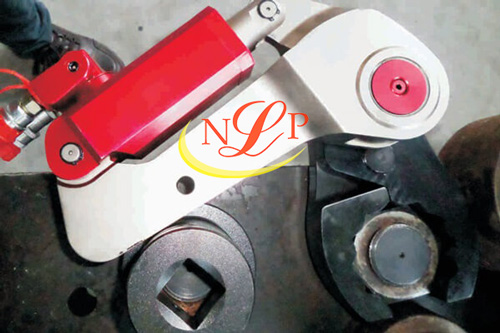 Cờ lê thủy lực đầu vuông 60BXTD