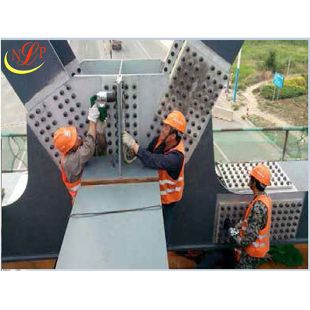 cần xén bulong M16-M22