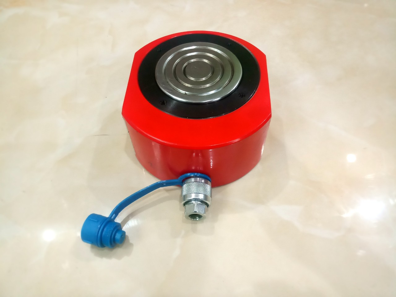 Kích thủy lực 50 tấn 16 mm