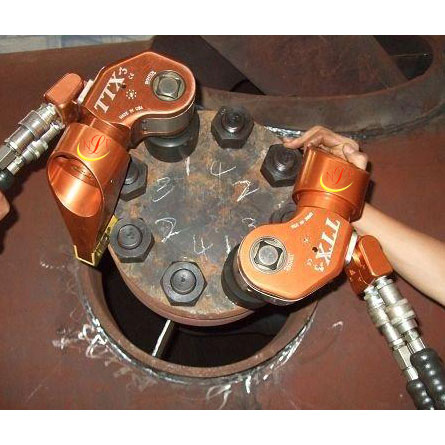 cờ lê thủy lực TTS-3 (656.22 - 4379.29 Nm)