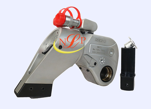 Cờ lê thủy lực đầu chụp bulong 95MXTD