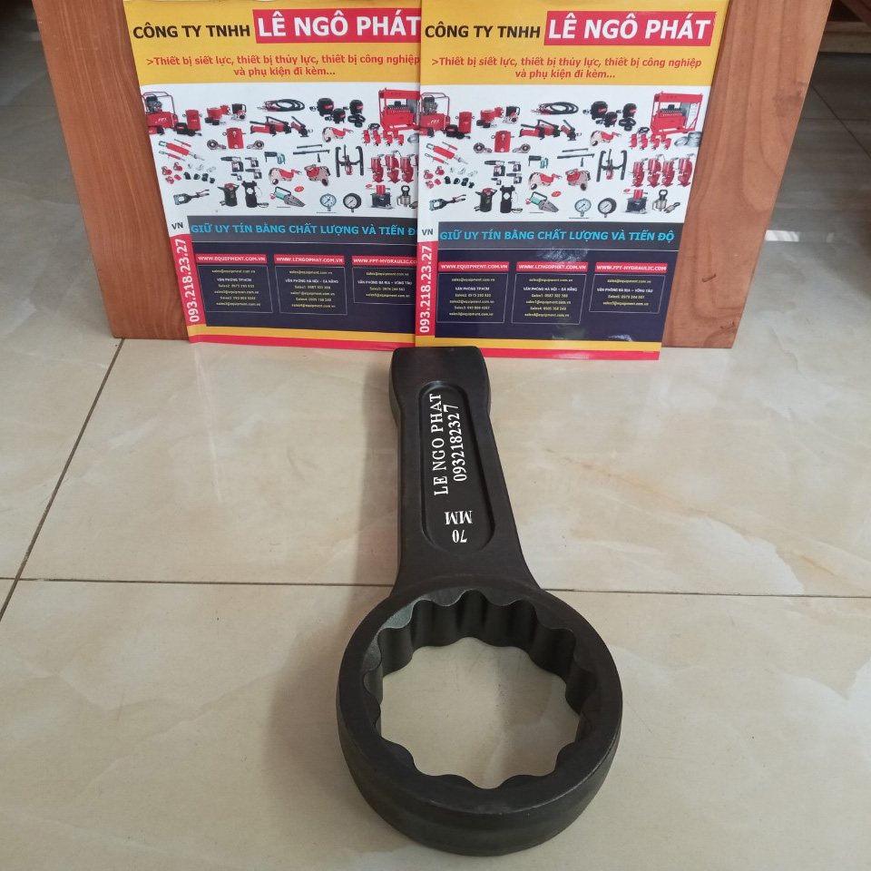 Vòng đóng 70mm, Cờ lê đóng 70mm